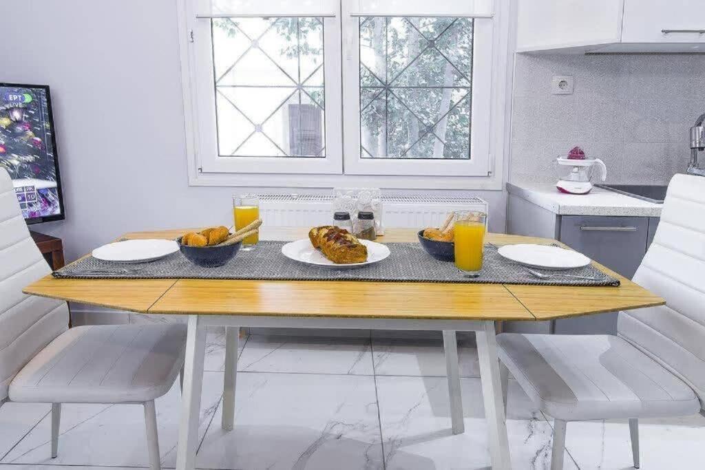 Modern Fully-Equipped House, 5 Min Walk From Metro Villa Athens Exterior photo