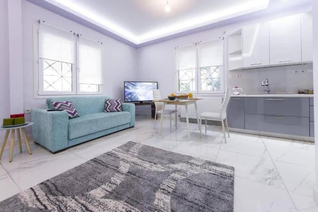 Modern Fully-Equipped House, 5 Min Walk From Metro Villa Athens Exterior photo