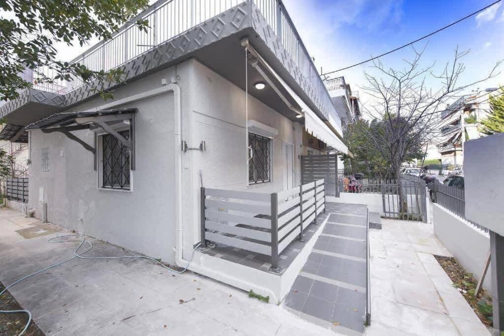 Modern Fully-Equipped House, 5 Min Walk From Metro Villa Athens Exterior photo